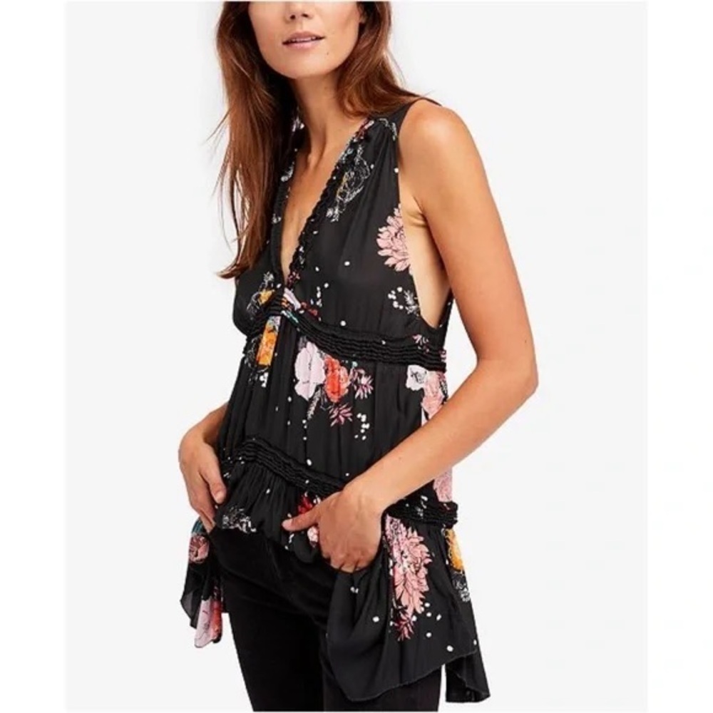 Free People Haze Floral Tiered Tunic Tank Black Size S Babydoll Ruffles High-Low